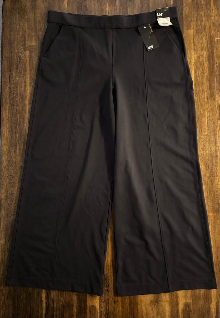 Lee Women’s XXL Pant 40 x 30 Wide Leg Pull On Stretch High Rise Trouser